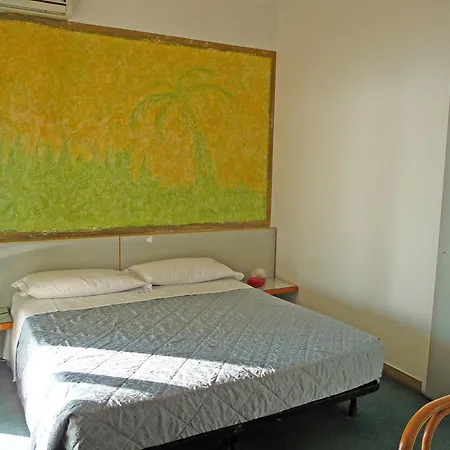 Hotel Luna 3*