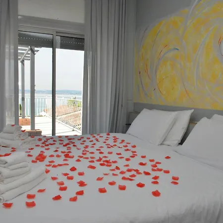 Luna Hotell