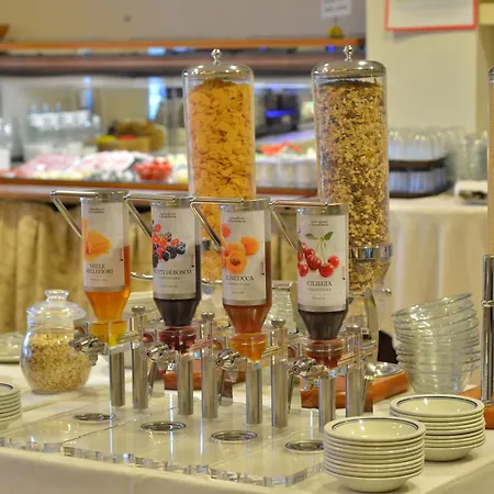 Hotell Luna Sirmione