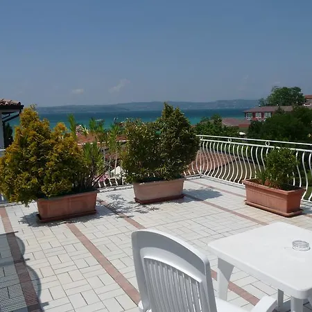 Luna Hotel