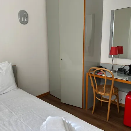 Luna Hotel 3*